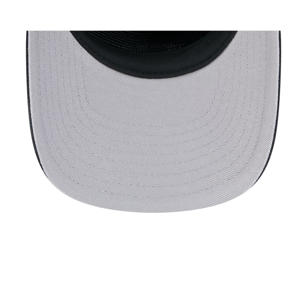 New York Knicks Black 19TWENTY Snapback Hat